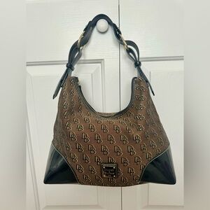 GUC Dooney & Bourke Nikki Shadow Canvas Bag